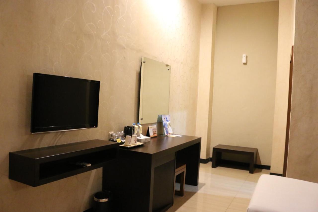 Hotel Roditha Banjarbaru Banjarmasin  Exterior foto