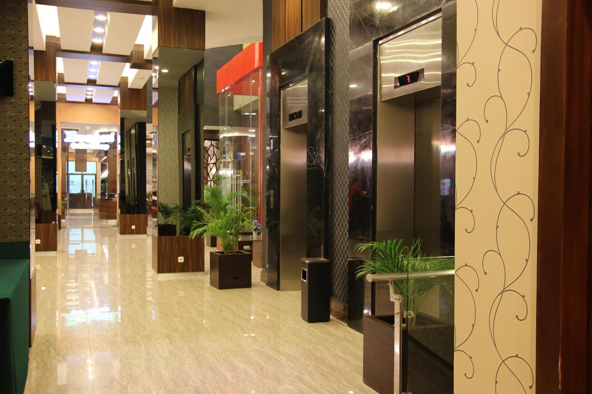 Hotel Roditha Banjarbaru Banjarmasin  Exterior foto