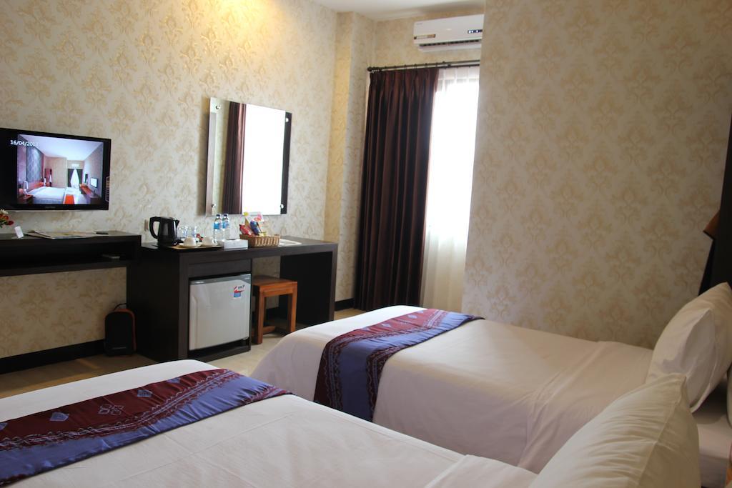 Hotel Roditha Banjarbaru Banjarmasin  Habitación foto
